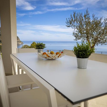 Kafara Resort- Villas And Pool By Lisca Bianca Rental سانتا فلافيا الغرفة الصورة
